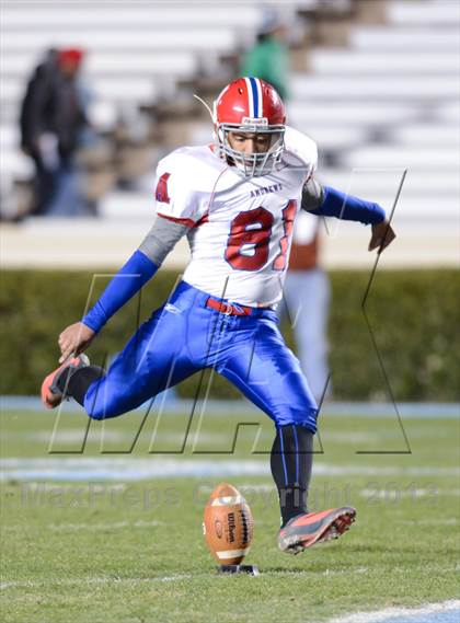 Thumbnail 2 in Monroe vs. T.W. Andrews (NCHSAA 2AA Final) photogallery.