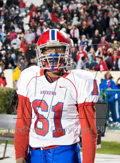 Thumbnail 3 in Monroe vs. T.W. Andrews (NCHSAA 2AA Final) photogallery.