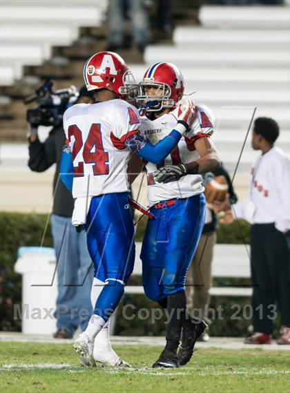 Thumbnail 1 in Monroe vs. T.W. Andrews (NCHSAA 2AA Final) photogallery.