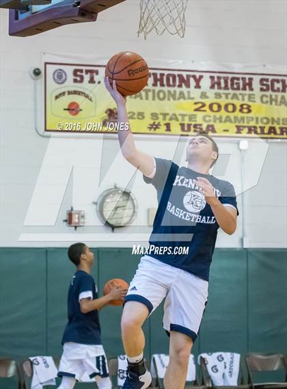 Thumbnail 3 in Christian Brothers Academy vs Kennedy Catholic (Skyline Classic) photogallery.