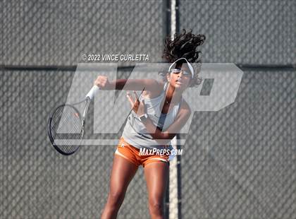 Thumbnail 2 in Dripping Springs @ Round Rock Westwood (UIL 6A Bi-District Playoff) photogallery.