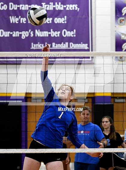 Thumbnail 2 in Durango vs Sierra Vista photogallery.