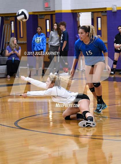 Thumbnail 2 in Durango vs Sierra Vista photogallery.