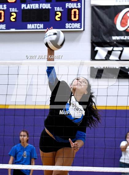 Thumbnail 3 in Durango vs Sierra Vista photogallery.
