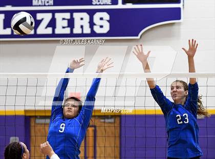 Thumbnail 1 in Durango vs Sierra Vista photogallery.