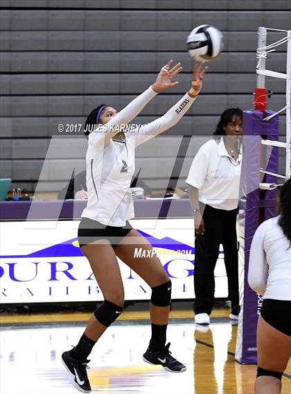Thumbnail 3 in Durango vs Sierra Vista photogallery.