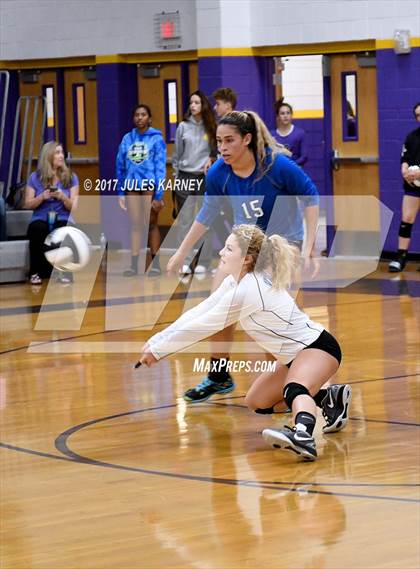 Thumbnail 3 in Durango vs Sierra Vista photogallery.