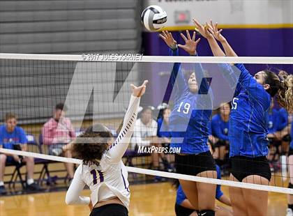 Thumbnail 1 in Durango vs Sierra Vista photogallery.