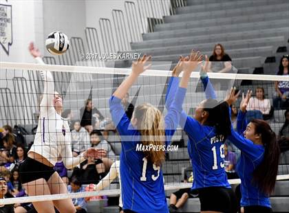 Thumbnail 1 in Durango vs Sierra Vista photogallery.