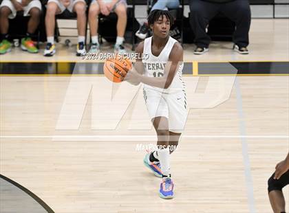 Thumbnail 2 in Verrado vs Maricopa   (Saguaro Holiday Classic) photogallery.