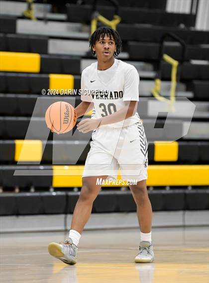 Thumbnail 1 in Verrado vs Maricopa   (Saguaro Holiday Classic) photogallery.