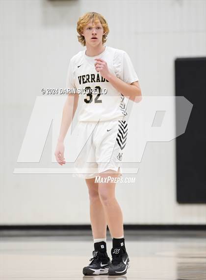 Thumbnail 1 in Verrado vs Maricopa   (Saguaro Holiday Classic) photogallery.