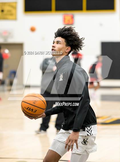 Thumbnail 2 in Verrado vs Maricopa   (Saguaro Holiday Classic) photogallery.