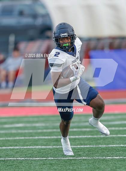 Thumbnail 2 in Douglas County @ Rome (Scrimmage) photogallery.