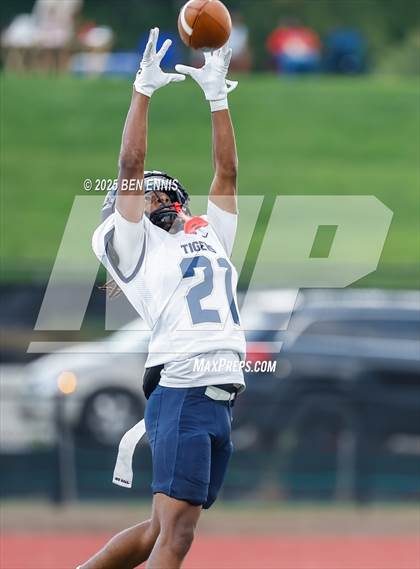 Thumbnail 1 in Douglas County @ Rome (Scrimmage) photogallery.