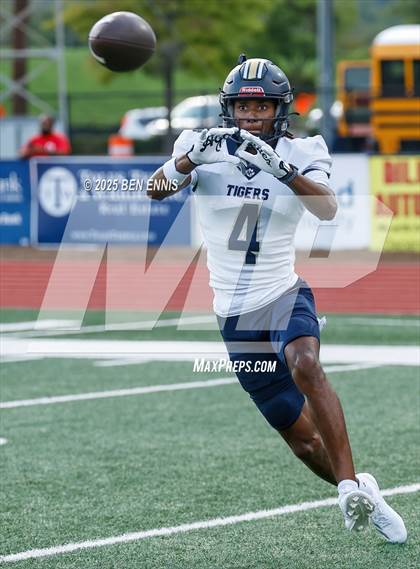 Thumbnail 2 in Douglas County @ Rome (Scrimmage) photogallery.