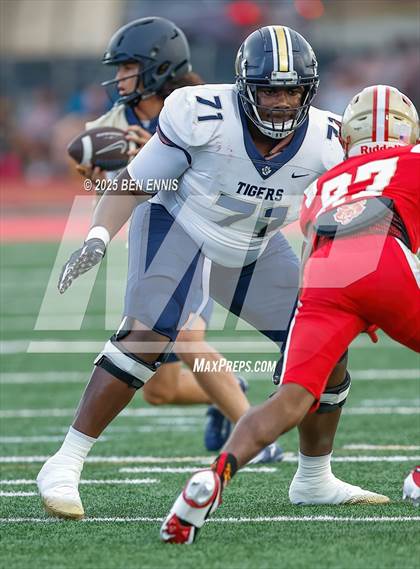 Thumbnail 2 in Douglas County @ Rome (Scrimmage) photogallery.