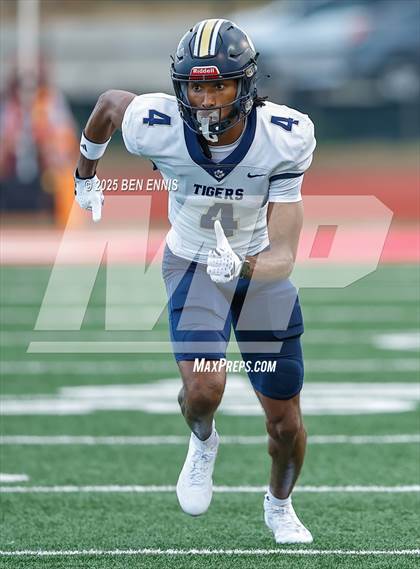 Thumbnail 2 in Douglas County @ Rome (Scrimmage) photogallery.