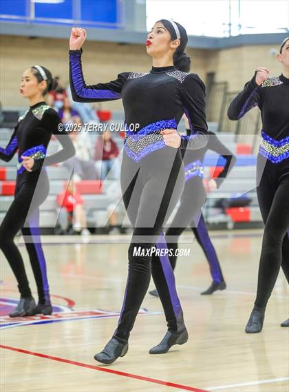 Thumbnail 3 in Ben Lomond "Lassies" photogallery.