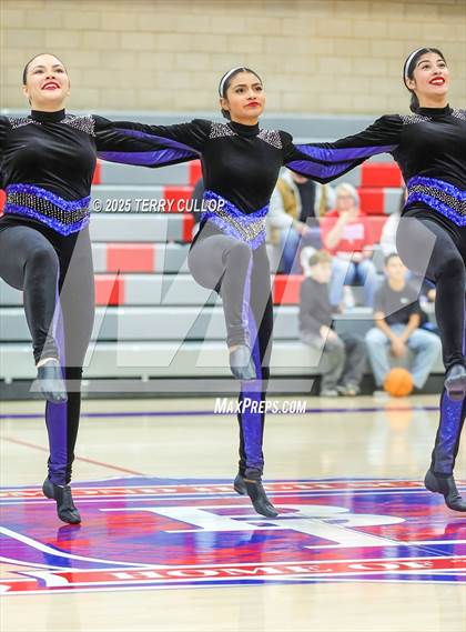 Thumbnail 3 in Ben Lomond "Lassies" photogallery.