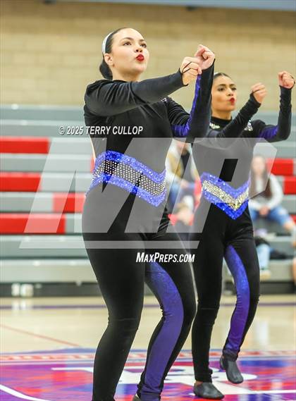 Thumbnail 1 in Ben Lomond "Lassies" photogallery.