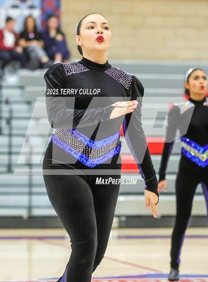 Thumbnail 3 in Ben Lomond "Lassies" photogallery.