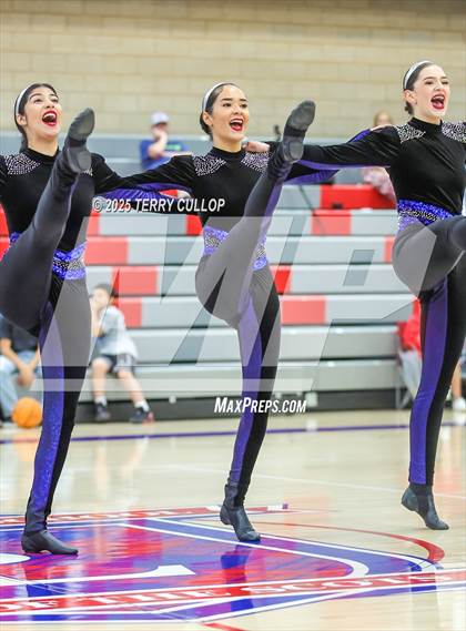 Thumbnail 2 in Ben Lomond "Lassies" photogallery.