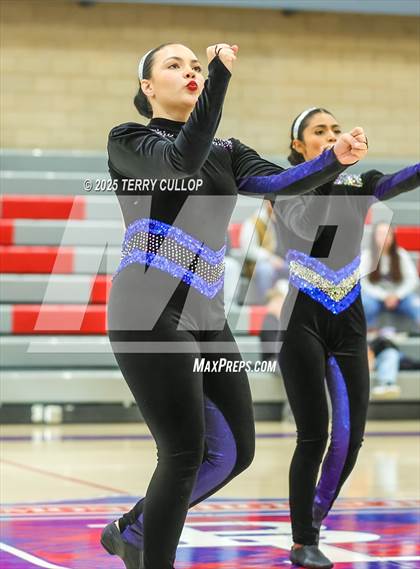 Thumbnail 3 in Ben Lomond "Lassies" photogallery.