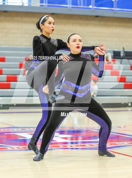 Thumbnail 2 in Ben Lomond "Lassies" photogallery.