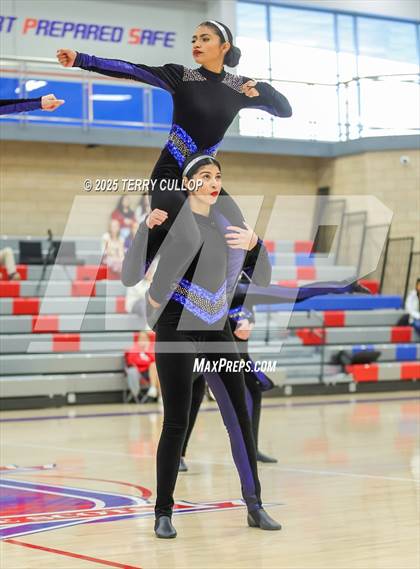 Thumbnail 3 in Ben Lomond "Lassies" photogallery.