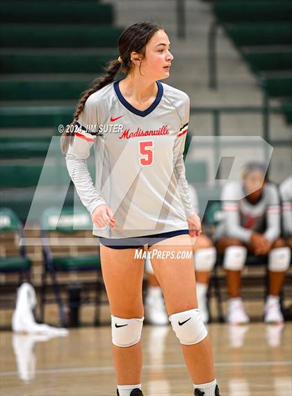 Thumbnail 2 in Rudder vs Madisonville photogallery.