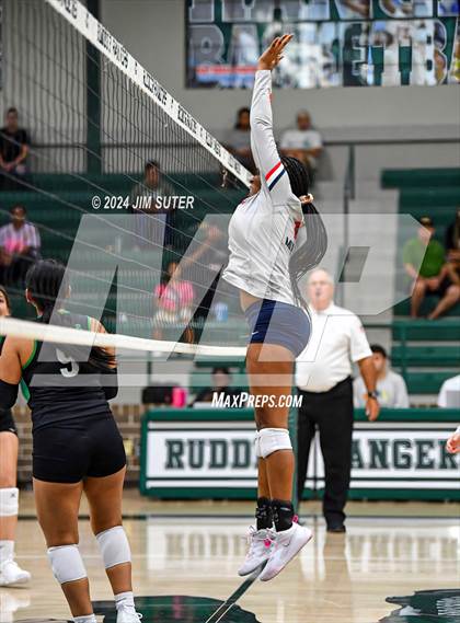 Thumbnail 2 in Rudder vs Madisonville photogallery.