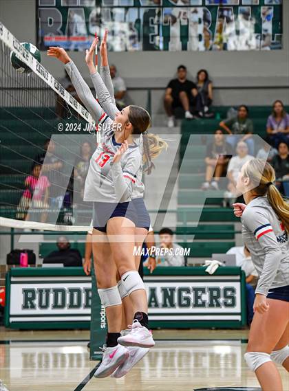 Thumbnail 1 in Rudder vs Madisonville photogallery.