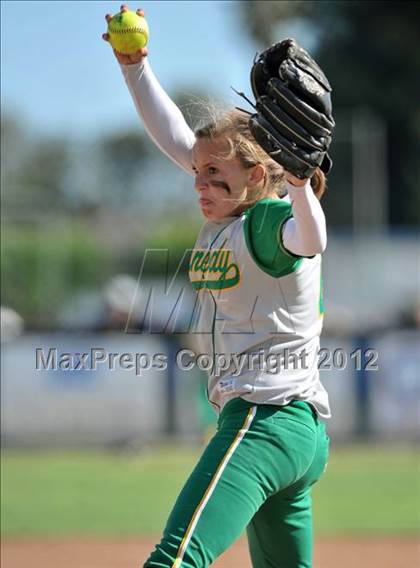 Thumbnail 1 in Kennedy @ Pacifica photogallery.