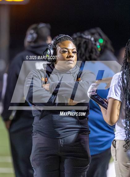 Thumbnail 3 in Callaway @ Lake Cormorant (MHSAA 6A Round 1) photogallery.