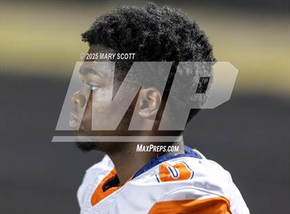 Thumbnail 3 in Callaway @ Lake Cormorant (MHSAA 6A Round 1) photogallery.