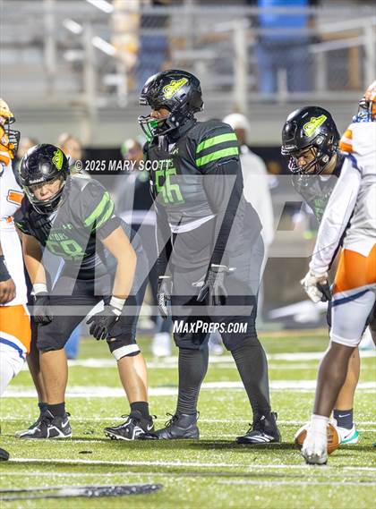 Thumbnail 3 in Callaway @ Lake Cormorant (MHSAA 6A Round 1) photogallery.