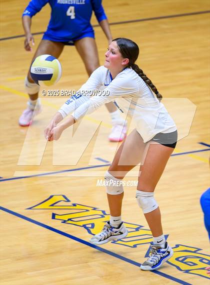 Thumbnail 2 in Mooresville @ South Iredell photogallery.