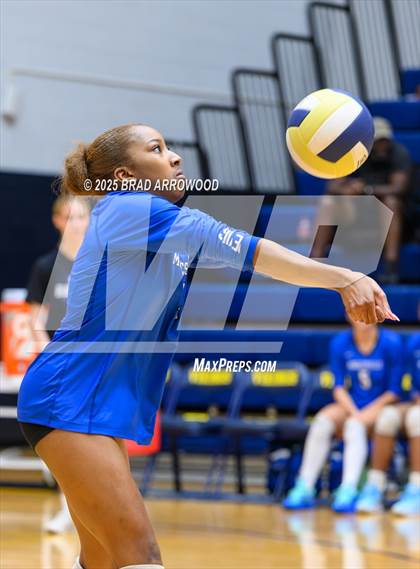 Thumbnail 2 in Mooresville @ South Iredell photogallery.