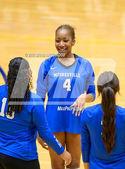 Thumbnail 3 in Mooresville @ South Iredell photogallery.