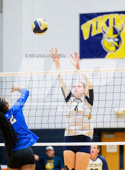 Thumbnail 1 in Mooresville @ South Iredell photogallery.