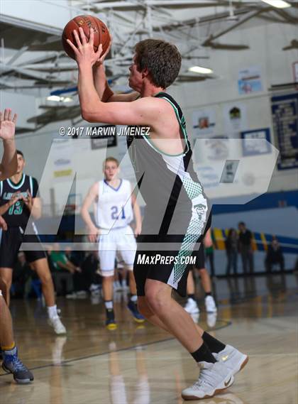 Thumbnail 1 in Thousand Oaks @ Agoura photogallery.