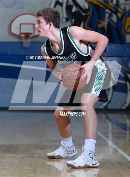 Thumbnail 1 in Thousand Oaks @ Agoura photogallery.