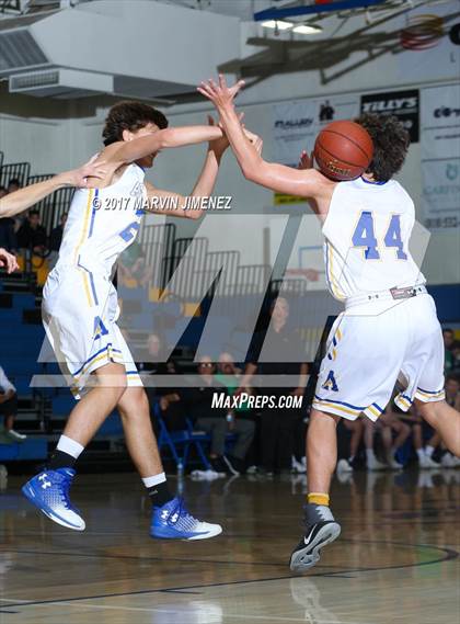 Thumbnail 3 in Thousand Oaks @ Agoura photogallery.