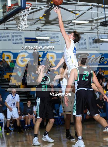 Thumbnail 1 in Thousand Oaks @ Agoura photogallery.