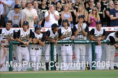 Thumbnail 3 in St. Francis vs Foothill (D2 Section Final) photogallery.