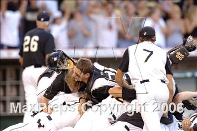 Thumbnail 2 in St. Francis vs Foothill (D2 Section Final) photogallery.