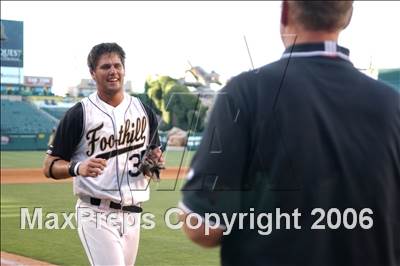 Thumbnail 2 in St. Francis vs Foothill (D2 Section Final) photogallery.
