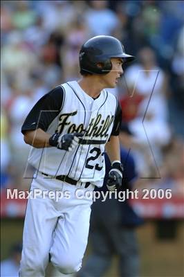 Thumbnail 1 in St. Francis vs Foothill (D2 Section Final) photogallery.
