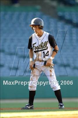 Thumbnail 2 in St. Francis vs Foothill (D2 Section Final) photogallery.